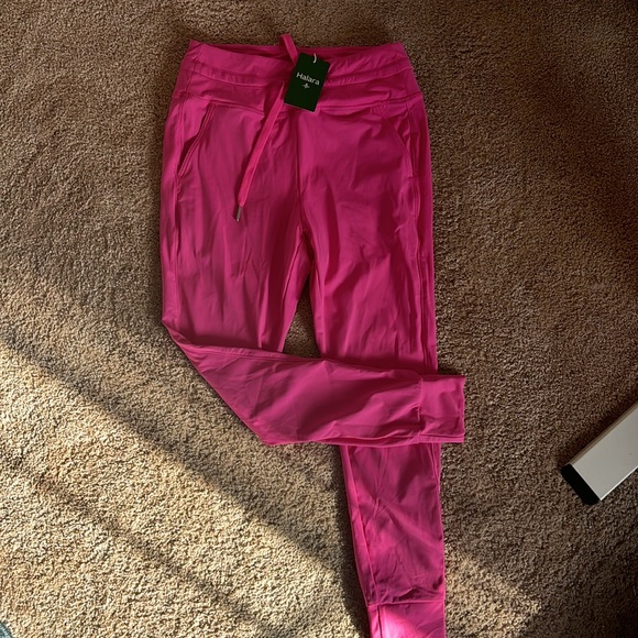 Halara Jogger NWT - Picture 4 of 6